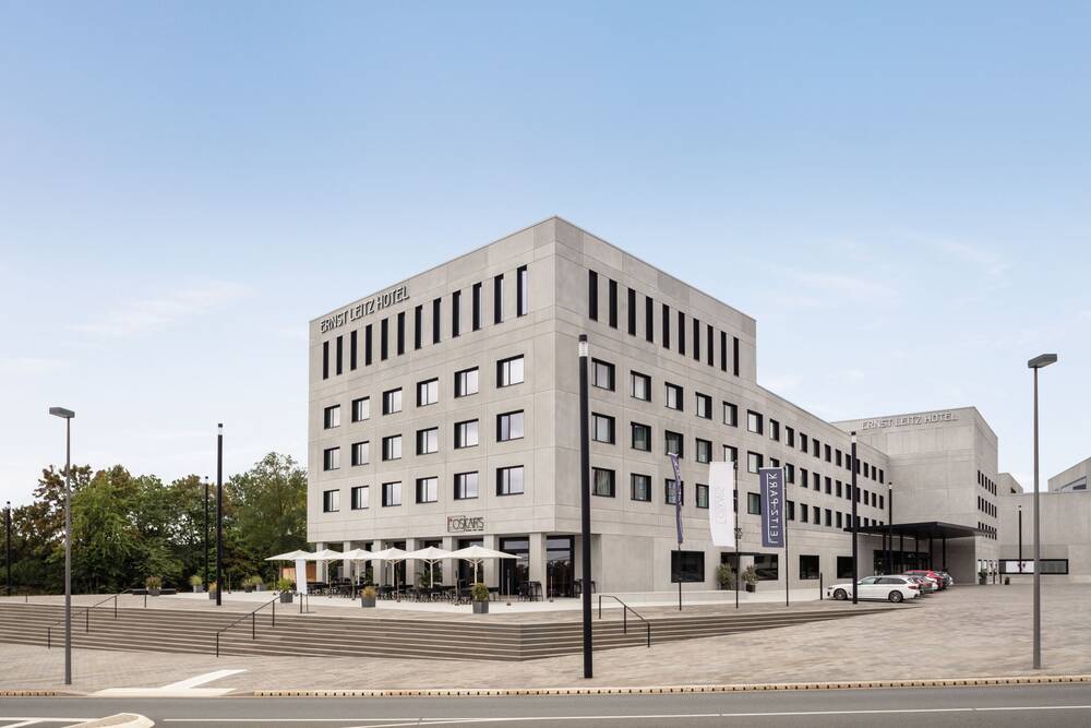 Außenansicht auf das Ernst Leitz Hotel im Leitz-Park in Wetzlar.